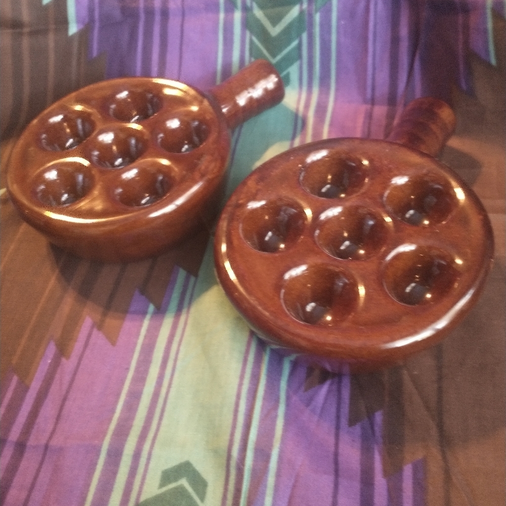 2 ROLAND BRAND ESCARGOT PLATES